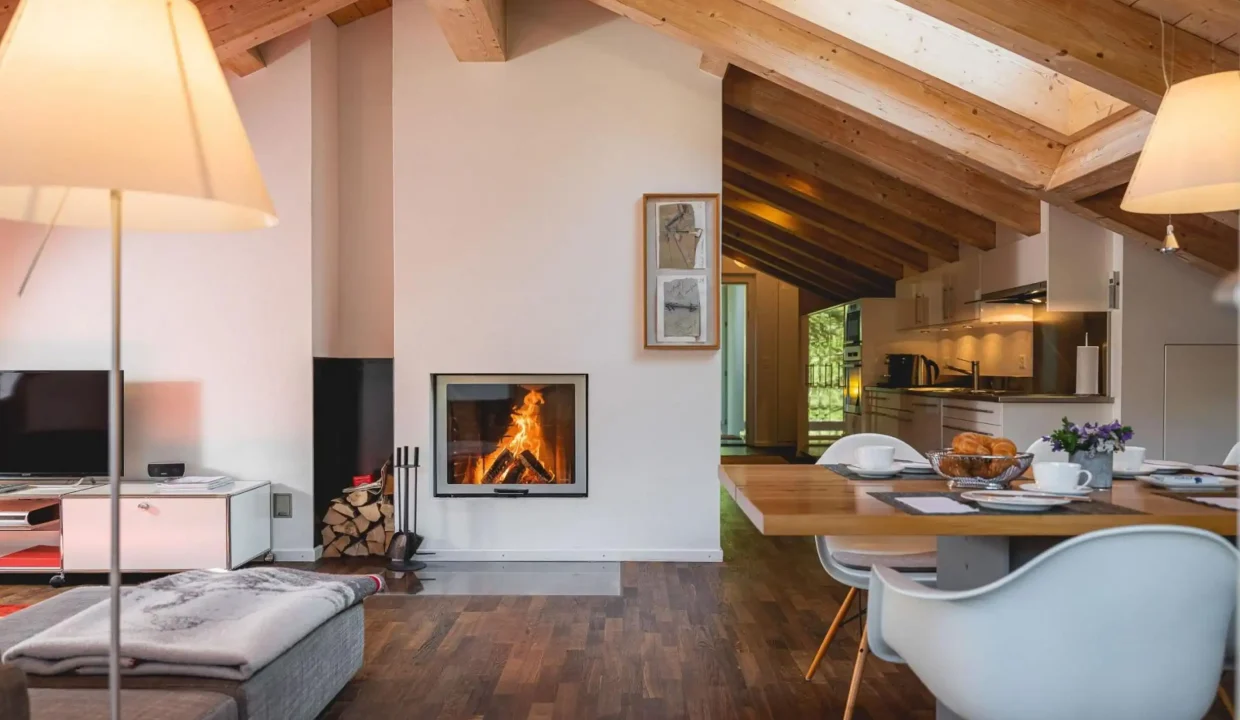 15-2448x1536