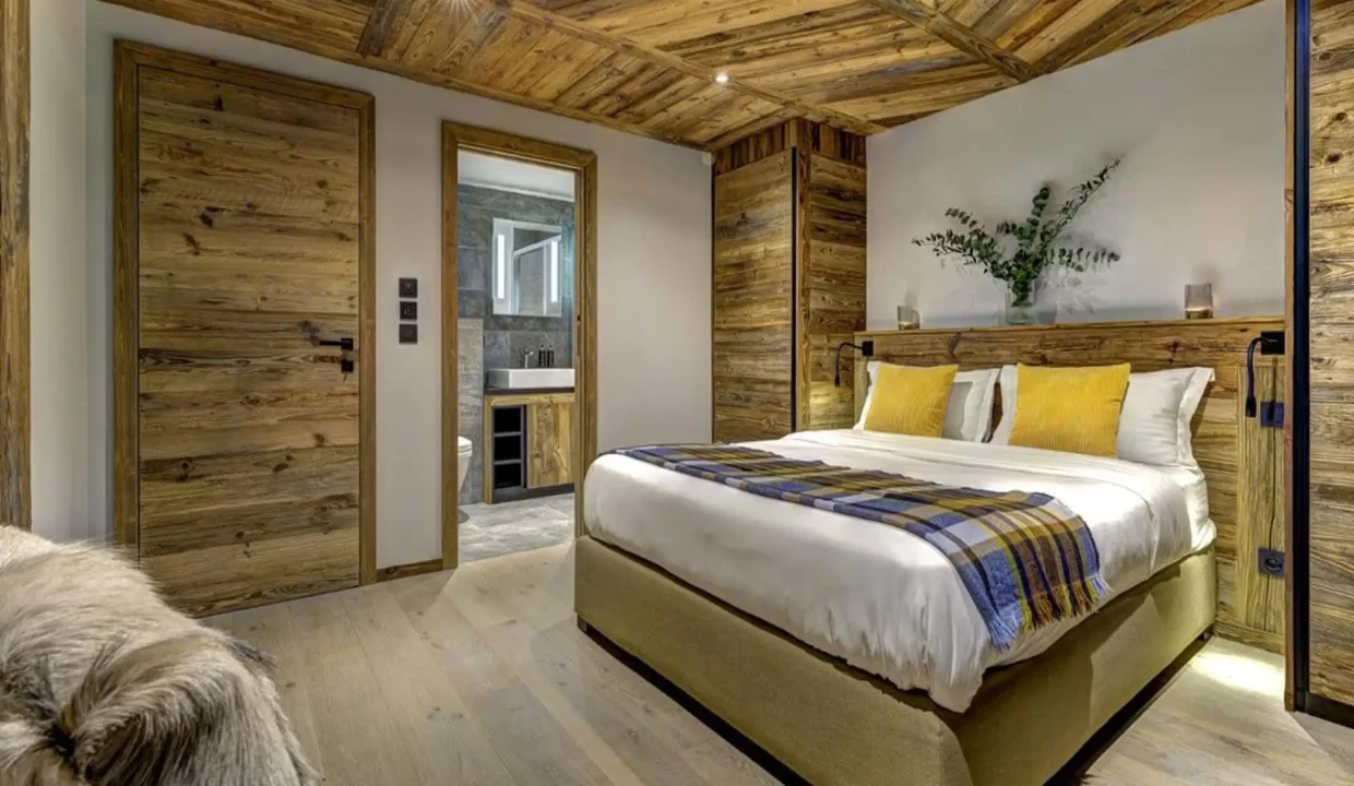 29-2448x1536